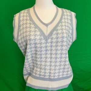 Women's Blue and White Houndstooth Sweater Vest